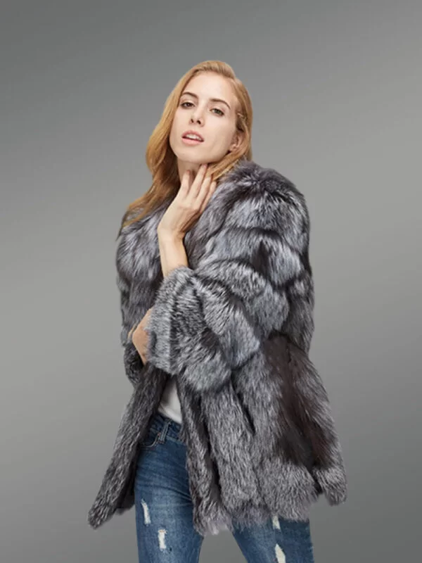 Women's Stylish and Warm Arctic Fox Fur Casual Winter Coat - Image 4