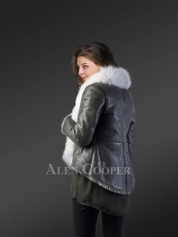 Short Shearling Jacket With Arctic Fox Fur for Women with Perfect Style - Image 2