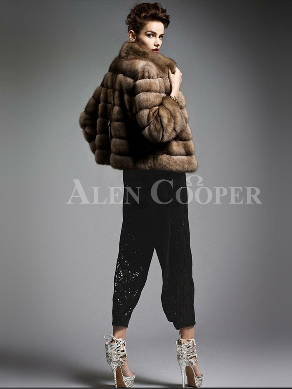 Exotic Range Of Cropped Russian Sable Fur Jacket for Modern And Stylish Women - Image 4