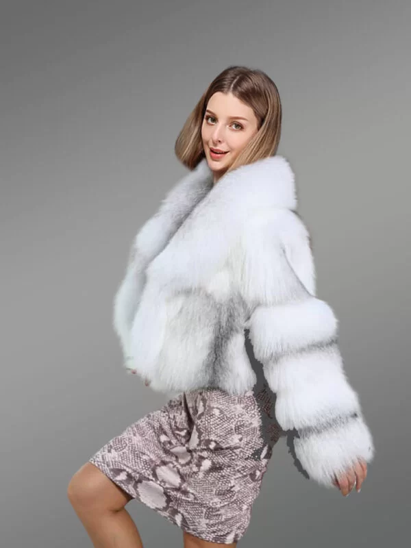 Real Fox Fur Crop Coat with Broad Collar and Long Sleeves for Women - Image 4