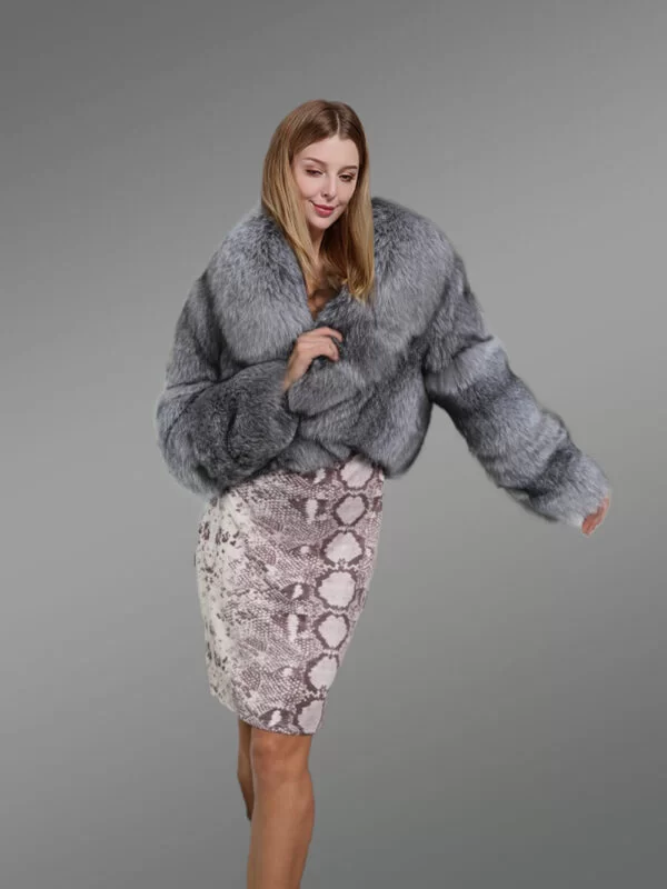 Premium Fox Fur Crop Coat for Women with Flexible Fit and Long Sleeves - Image 8