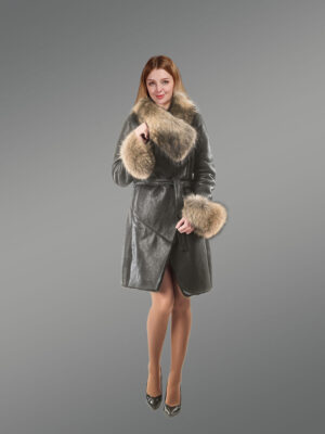 Women Fox Fur Coat in Black (1)