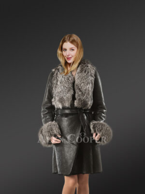 Women’s Silver Fox Fur Coat in Black with a cosy feel and adequate warmth