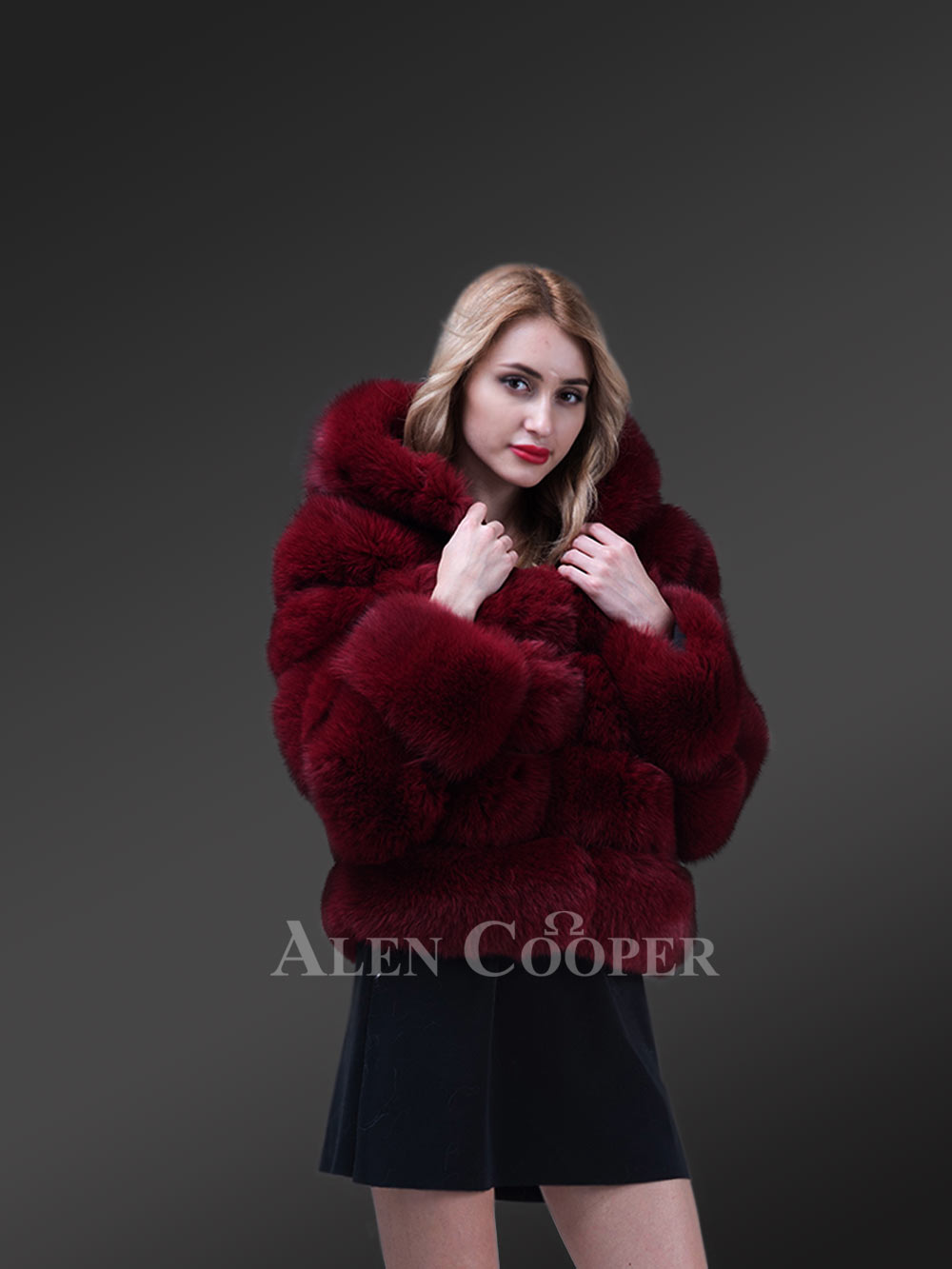 Fox Fur Paragraph Winter Coat Glamorizing Women in Thermal Opulence - Image 5