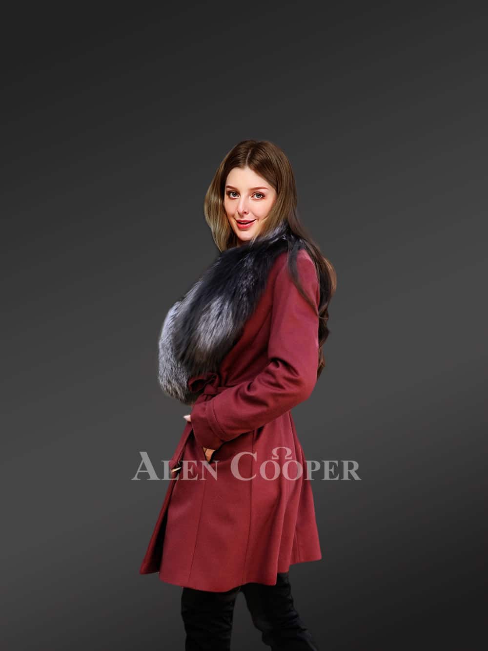 Woolen Coat for Women With Fox Fur Lapel – Sophistication At Its Peak - Image 2