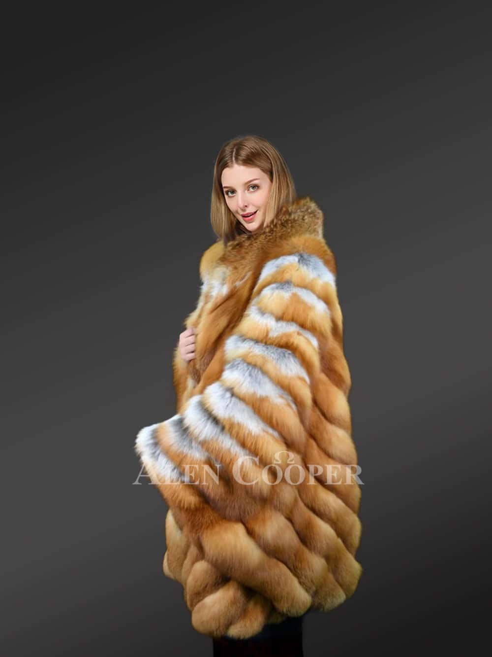 Red Fox Fur Poncho for Every Occasion with Alluring Colour and Comfort - Image 3