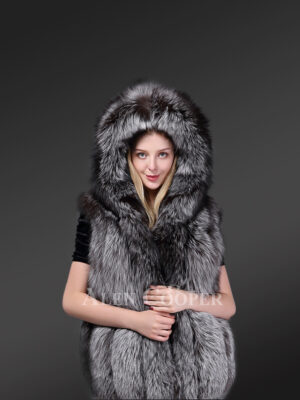 Classic Real Fox Fur Hooded Waistcoat Keeping Women Superbly Warm