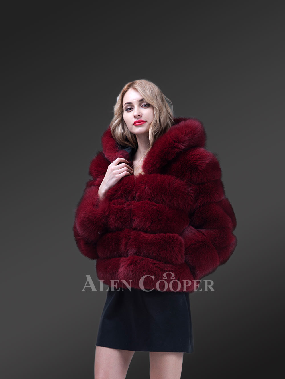 Fox Fur Paragraph Winter Coat Glamorizing Women in Thermal Opulence - Image 2