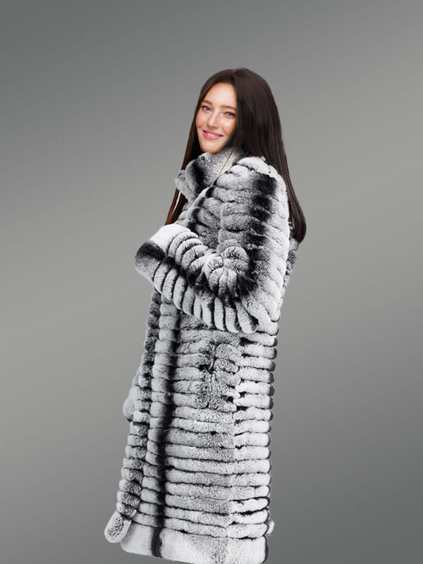 Highly Fashionable and Luxury Long Warm Winter Real Fur Coat for Women - Image 5