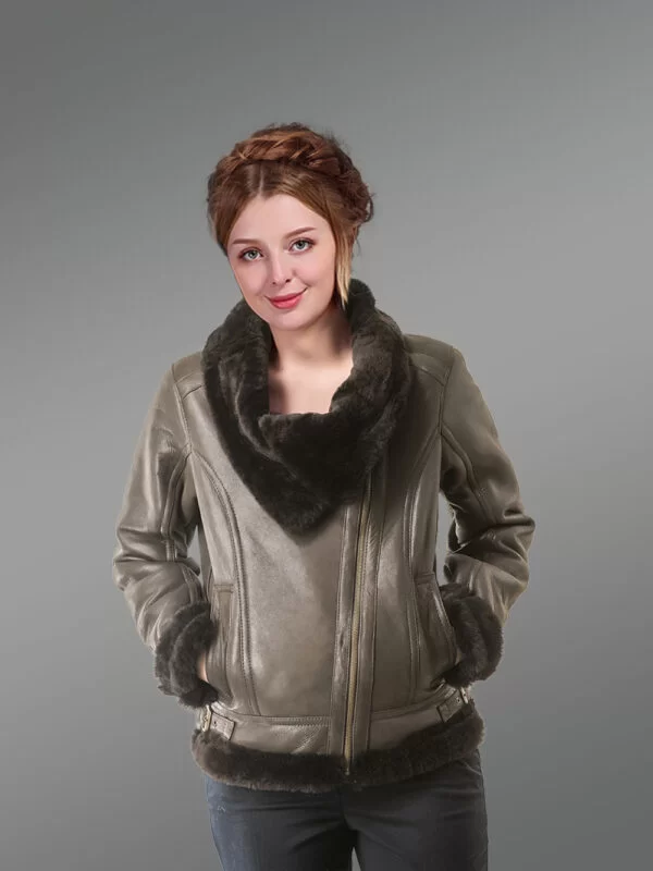 Shearling Jacket In Light Brown for Women To Enjoy Winter In Style - Image 2