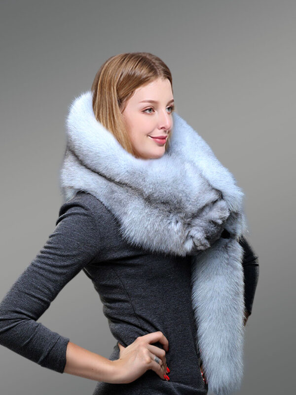 Blue Fox Fur Scarf with fox face lookalike for Women - Image 4