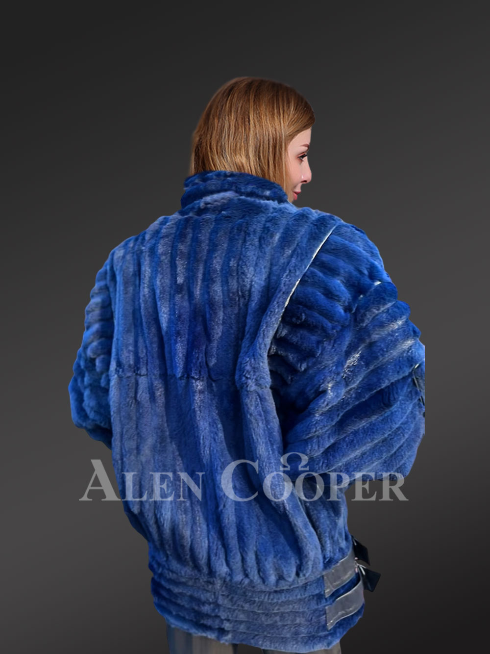 Vintage Rabbit Fur Coat for Women in Royal Blue - Image 4