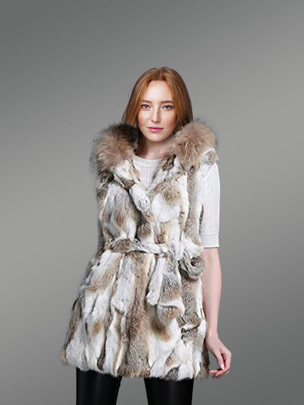 Natural Rabbit Fur Vest with Waistband Tied With a Knot for a Stylish Look - Image 2