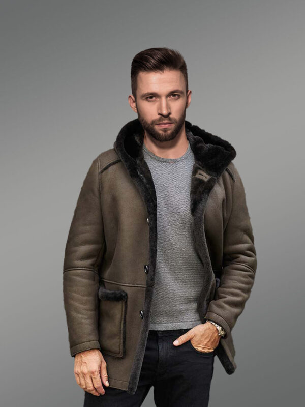 Men Sheepskin Coat in Tee-length Style - Image 6