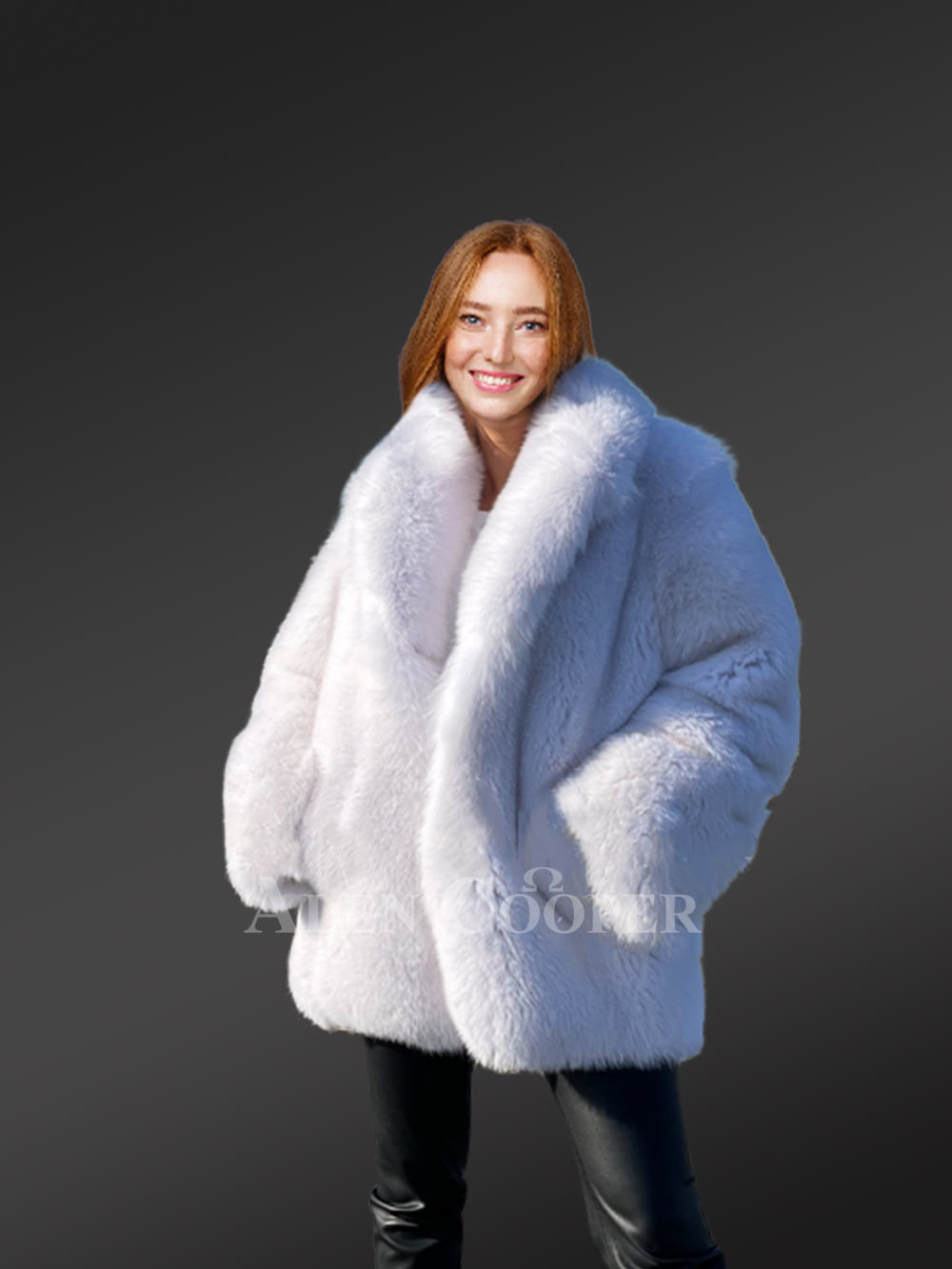 Coat for Womens in Fox Fur for an Elegant Look - Image 3