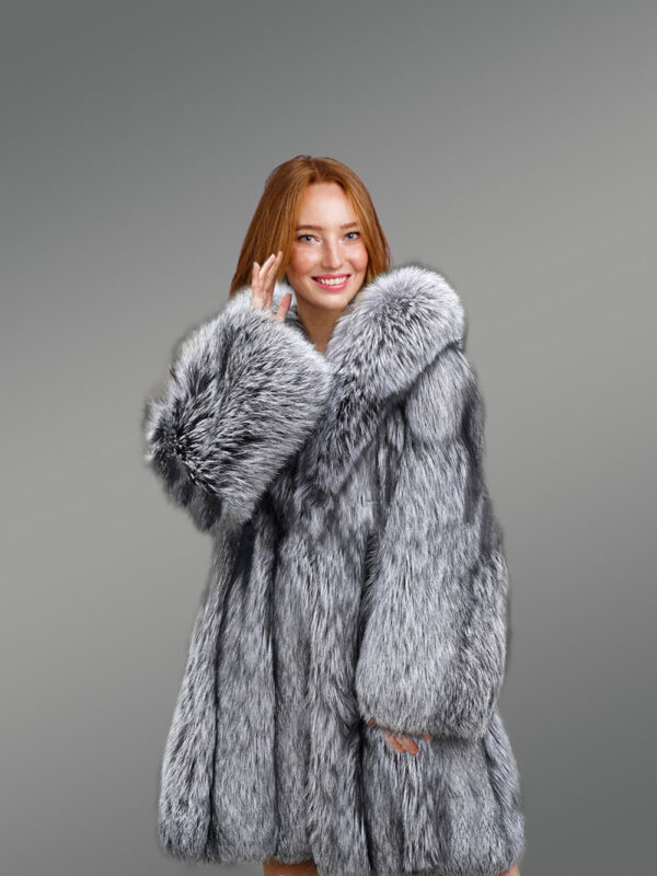 Long Blue Silver Fox Fur Coat for Women - Image 2