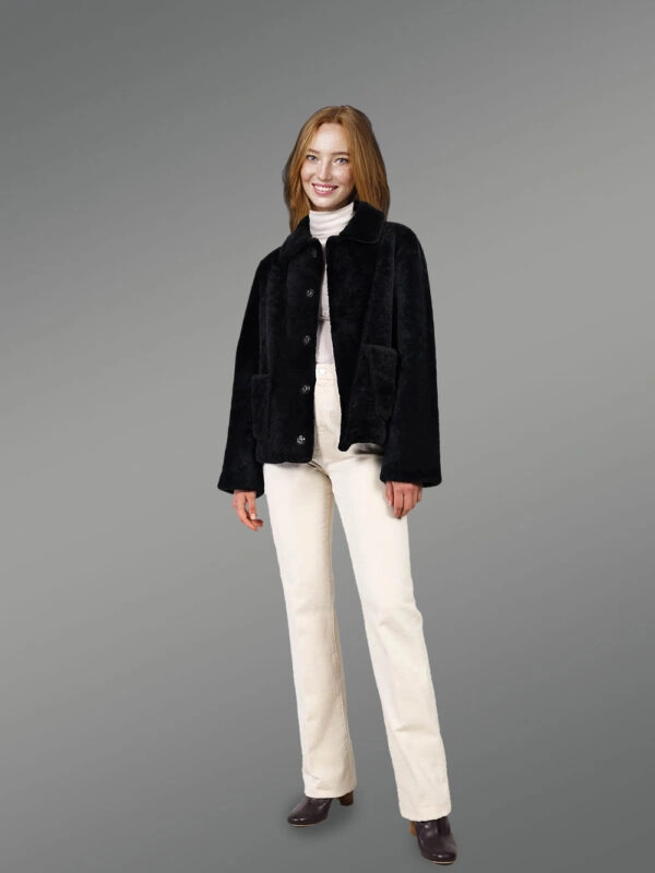 Sheepskin coat in Black Mouton Finish with Front Pockets - Image 2