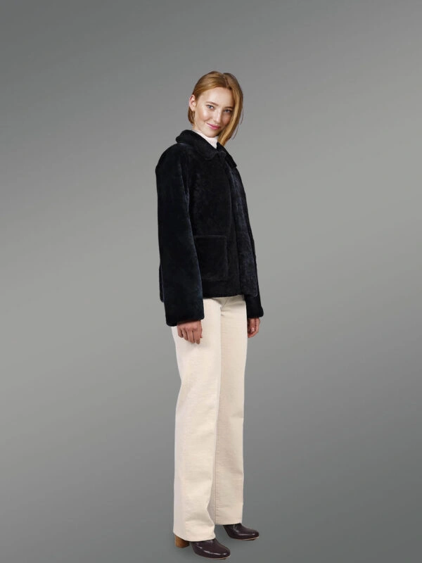 Sheepskin coat in Black Mouton Finish with Front Pockets - Image 3