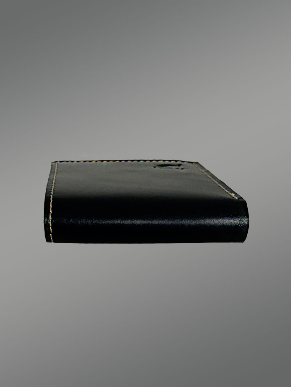 Bi-Fold Leather Wallet for Men – Classy Looks With Convenience - Image 12