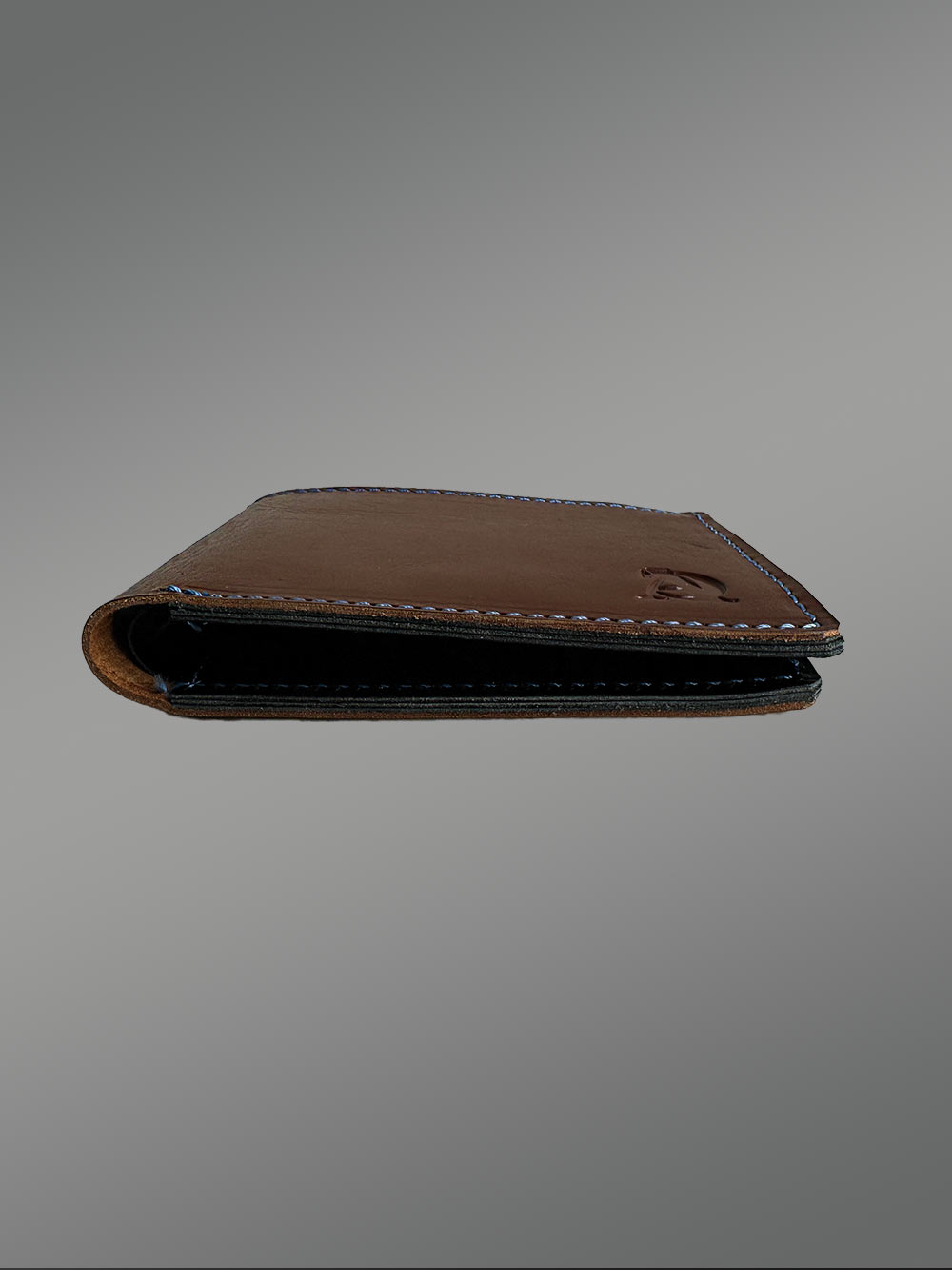 Mens Dual Shade Bi-Fold Wallet – Practical Features Meet Elegance - Image 7