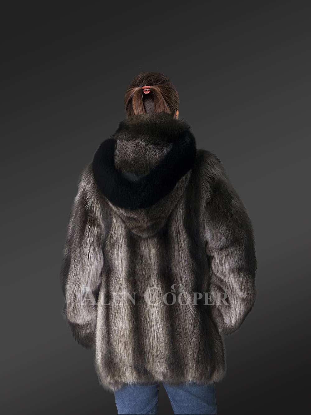 Womens Raccoon Fur Coat with Hood – Absolute Comfort with Maximum Style - Image 2