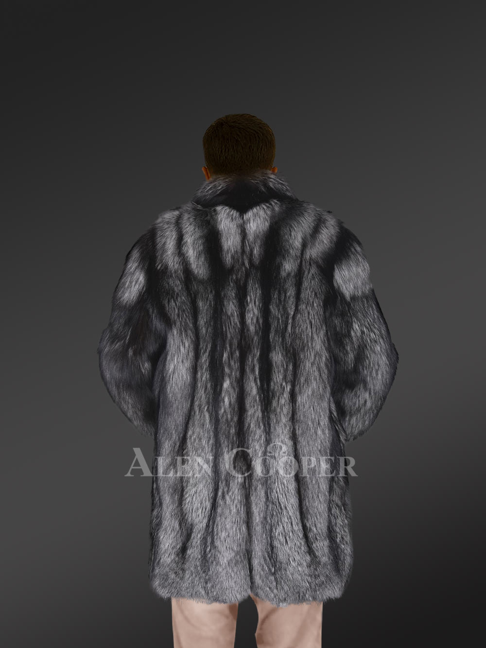 Deluxe Mens Silver Fox Fur Stroller – Balanced Fusion of Warmth and Style - Image 2