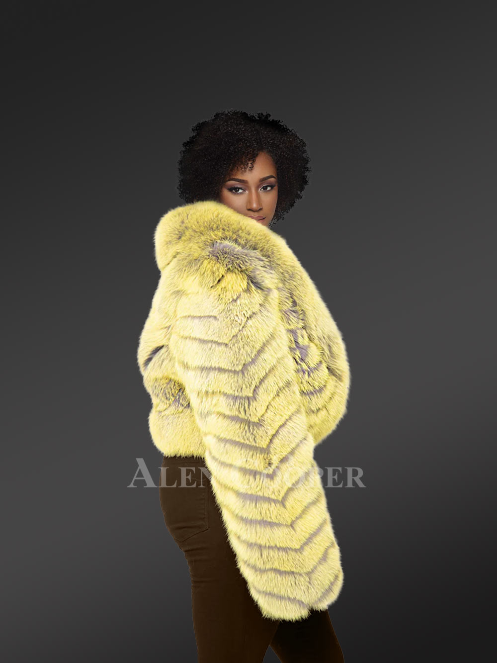 Womens Fox Fur Crop Top – A Cushy Trendsetter - Image 3