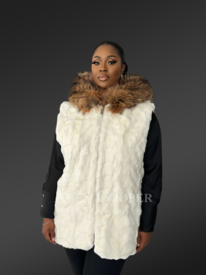 Women’s Mink Hooded Vest in White