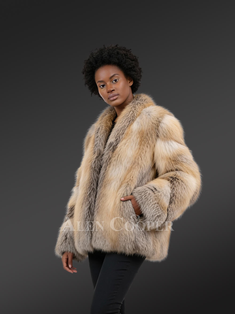 Women’s Crench Collar Golden Island Coat - Image 2