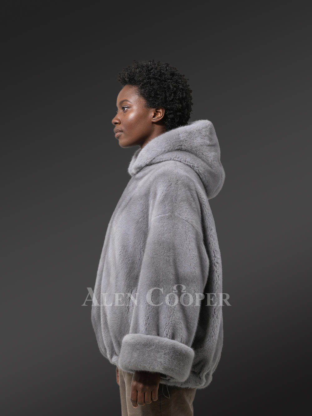 Women’s Mink Poncho in Grey - Image 4